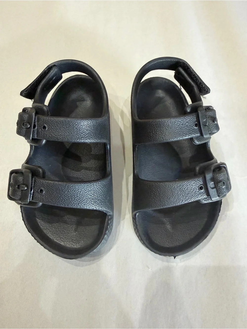 Kids Black Double-Strap Sandals Size 5